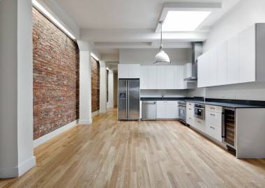 AMAZING FOUR BEDROOM APARTMENT ON WEST SIDE WITH PRIVATE SUN DECK FOUR FLOORS