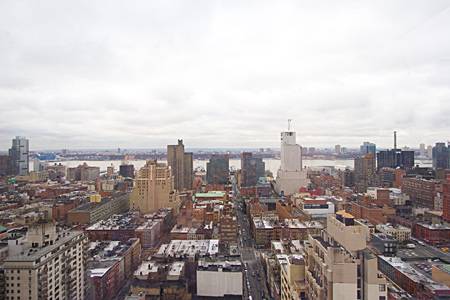 MIDTOWN WEST, HELLS KITCHEN,  CONDOMINIUM LUXURY RENTAL,  ONE BEDROOM, ONE BATH, BREATHTAKING  VIEWS