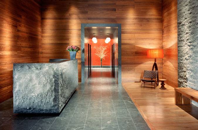 Luxury Midtown Manhattan One Bedroom Apartment for Rent in One of the best Luxury Doorman buildings in area. Heart of Theater District/Times Square! 