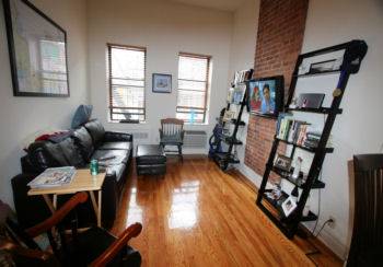 Real 1 Bed / 1 Bath in Prime Murray Hill Location! 
