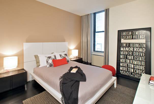 Financial District/Downtown. Ultimate Luxe 1 bedroom. Hotel—Style amenities. Condo quality high-end finishes. Expansive windows with custom shades. Spectacular views! Tailored kitchens. Sophisticated and thoughtful design in every detail —$3,395