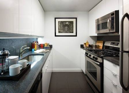 Tribeca Luxury Building 2 Bedroom $6595