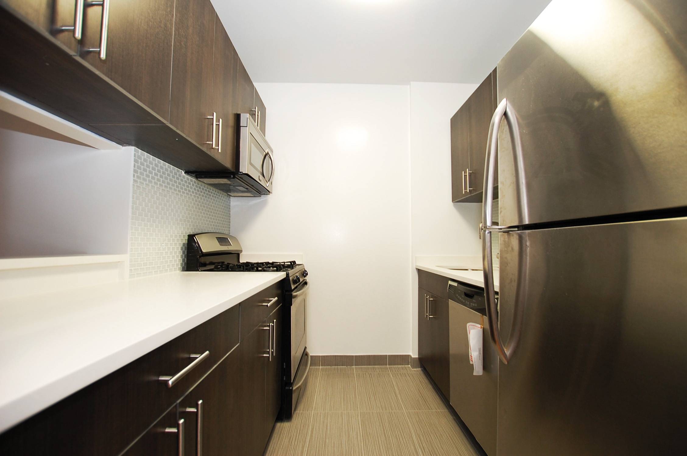 Financial District. Modern 1 bed, 1 bath. Immediate Availability. Private Terrace.  Northwest exposure.  Rooftop deck. Pet friendly. Low fee. $3,200/month