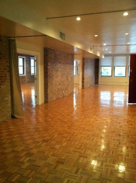 Financial District.  Live/Work LOFT. 3,200sf, Triple Exposure, Open LOFT with 3 Bedrooms, 2.5 Baths.  $6200/Month.  IMMEDIATE.