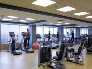 3BR,2BATH,FULL LUXURY DOORMAN BUILDING/PRIME LOCATION/GYM/LOUNGE/ROOF DECK/