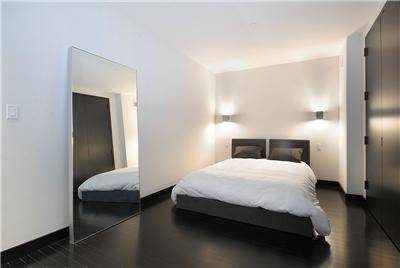 Loft with Terrace and Washer/Dryer 