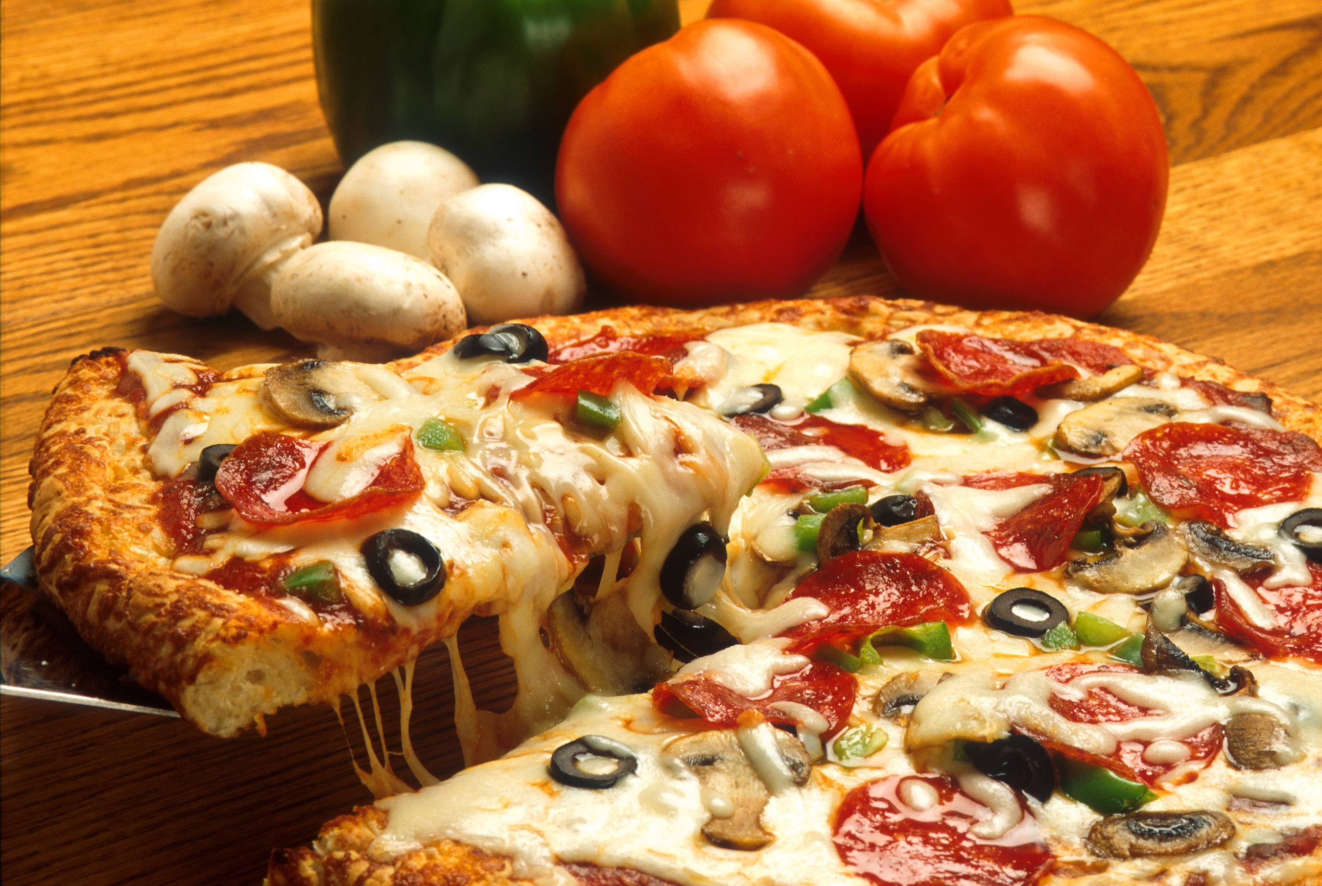2600 SF Popular Pizza/Pasta Restaurant - Great Foot Traffic Midtown East Location