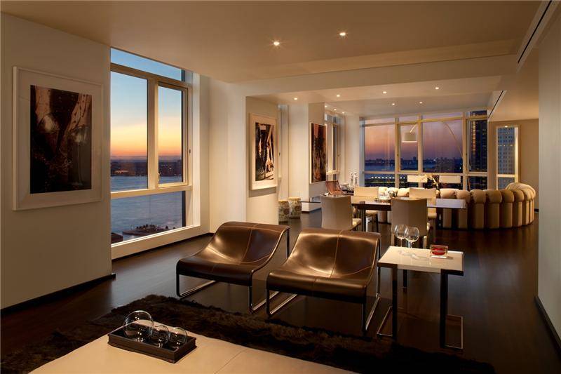 2 Bedroom  2.5 Bathroom River views!  