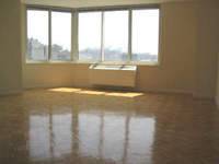 AMAZING  PRICE FOR MIDTOWN LUXURY! SUNNY, HIGH FLOOR ALCOVE STUDIO FOR LEASE.