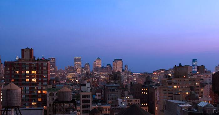 Flatiron one bed with home office in luxury loft building! Featuring 360 degree roofdeck, state of the art fitness cente, and steps from Union Square