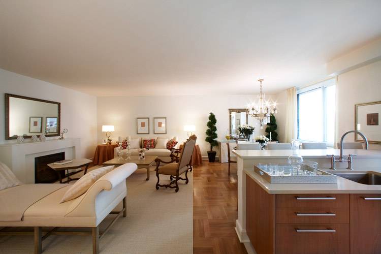 Ultra-Luxury Upper West Side One Bedroom with Hudson views & Chef's Kitchen- 5 star Health Club & Spa - Pool, Squash & Basketball Courts, Bowling alley, Screening Room, Golf Simulator & Rock Climbing- 24/7 Concierge & parking garage -  available today!