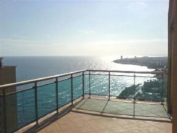 BEST PRICE EVER UNIQUE OCEAN FRONT CONDO 3BED, 3.5 BATH + 200sqftTERRACE