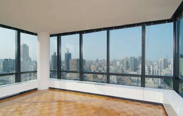 *** LUXURY & NO FEE Upper East Side 2 Bedroom ***