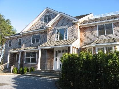 South Hampton Summertime Special with tennis court and pool 