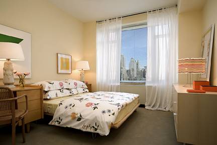 Tribeca/Battery Park 2 Bed/2 Bath  in a  Luxury Building