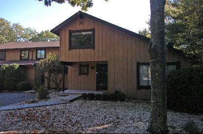Treecsape Condominiums