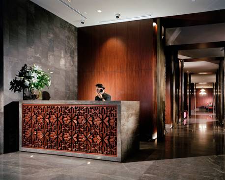 Financial Disctrict Junior 1 Bedroom Apartment For sale at a Very Low Price in A High End Condominium
