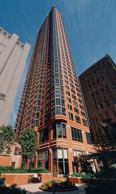 No Fee Tribeca 3 Bedroom/3 Bathroom apartment located on the 48th Floor Amazing Views Luxury Building