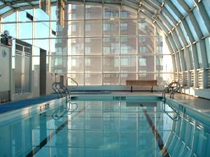 UPPER EAST SIDE...ONE BEDROOM...LUXURY CONDO...SPACIOUS WITH SWEEPING VIEWS