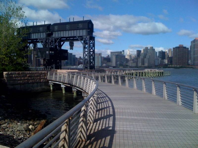 AMAZING DEAL!! 462K - BRAND NEW ONE BEDROOM CONDO ONE STOP FROM MANHATTAN!