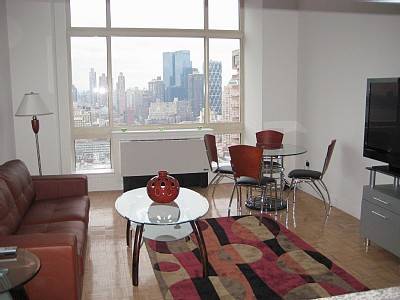 West 50's-Luxury  One bedroom+Fantastic Views+ Gym+ Central Park