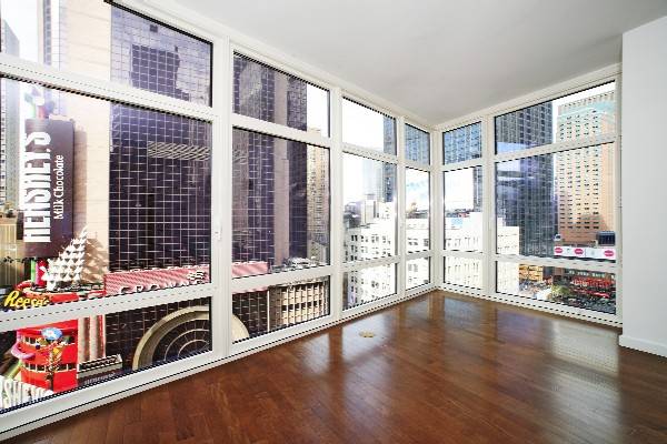 LUXURY 2 BEDROOM~TIMES SQUARE