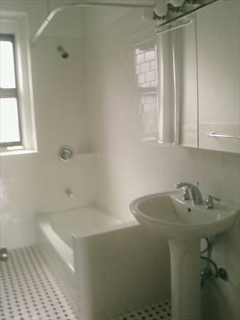 1 Bedroom - Inwood - Renovated