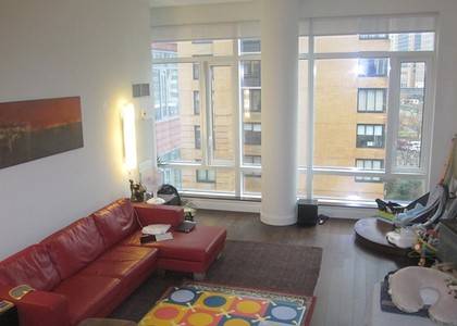 Live in the Visionaire,Ultimate Battery Park Luxury!Over 900 sq.ft. One Bedroom Condo Loft Near All Parks, Subways and Shopping!