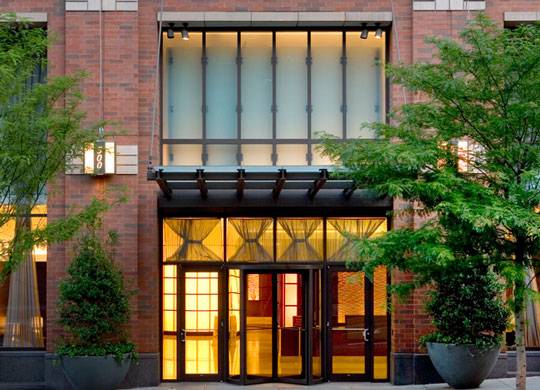 Attractive Two Bedroom Apartment in Great Doorman Luxury Building in Hell's Kitchen (Clinton)