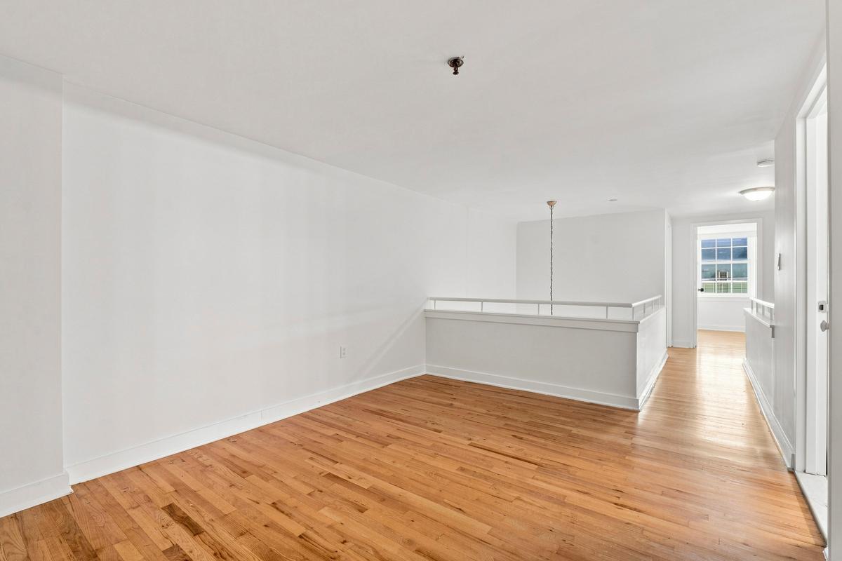 Family room/office area