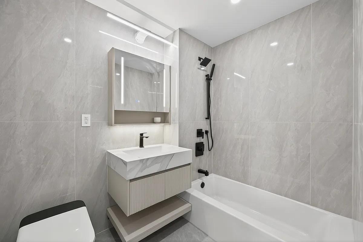 28-08 21st Street 2-B Astoria Queens NY 11102