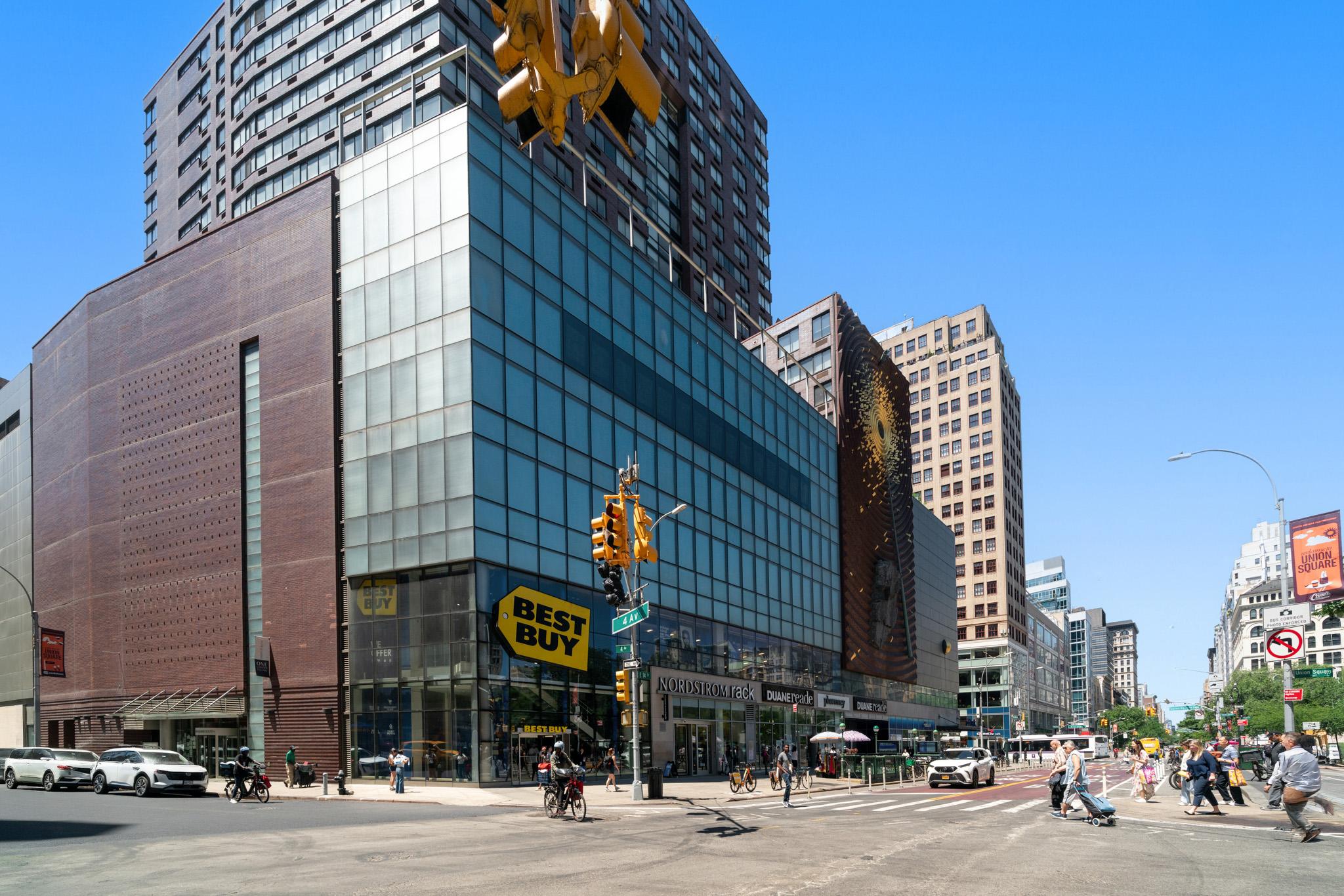 1 Irving Place V-7C Gramercy Park New York NY 10003