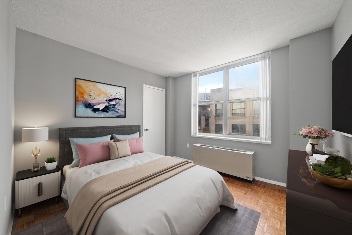 516-520 W 112th St Primary Bedroom