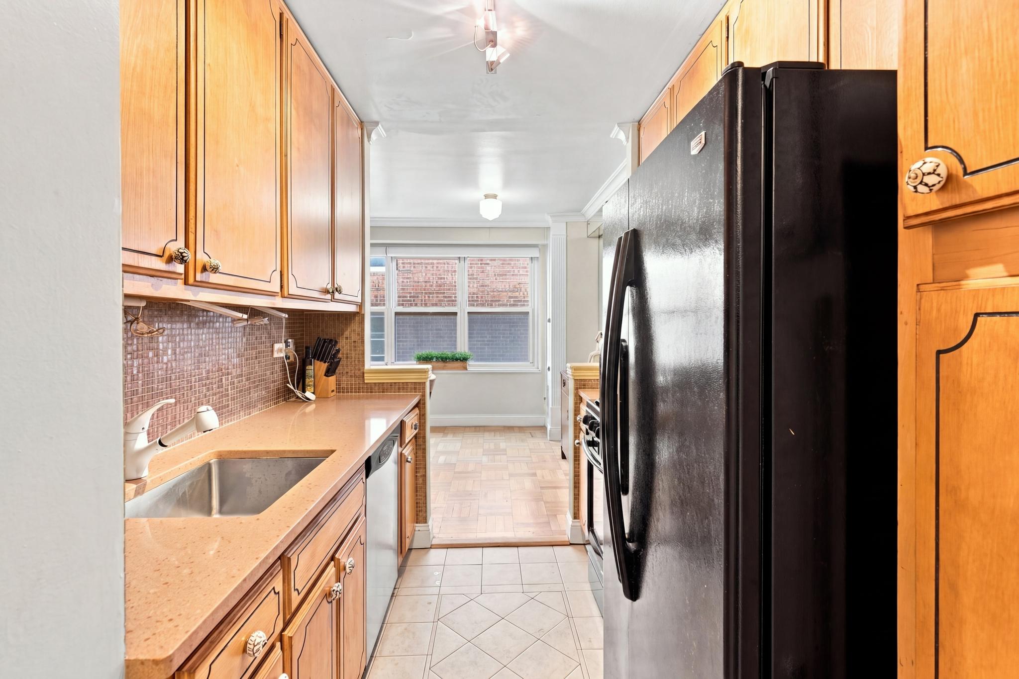 205 Third Avenue 7-T Gramercy Park New York NY 10003