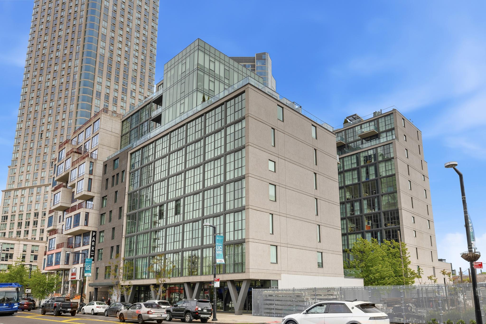 22-18 Jackson Avenue 409 Court Square Queens NY 11101