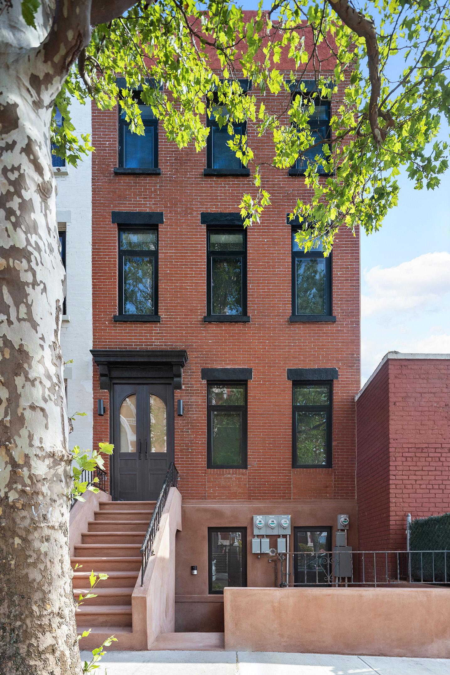 128 Summit Street 1 Carroll Gardens Brooklyn NY 11231