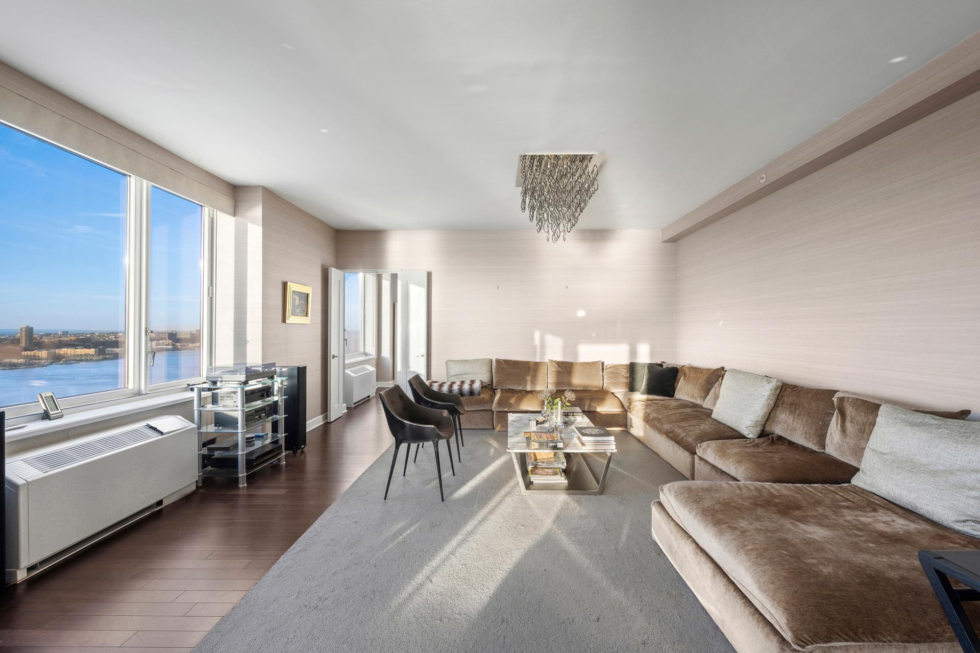 80 Riverside Blvd. PH-1B Lincoln Square New York NY 10069