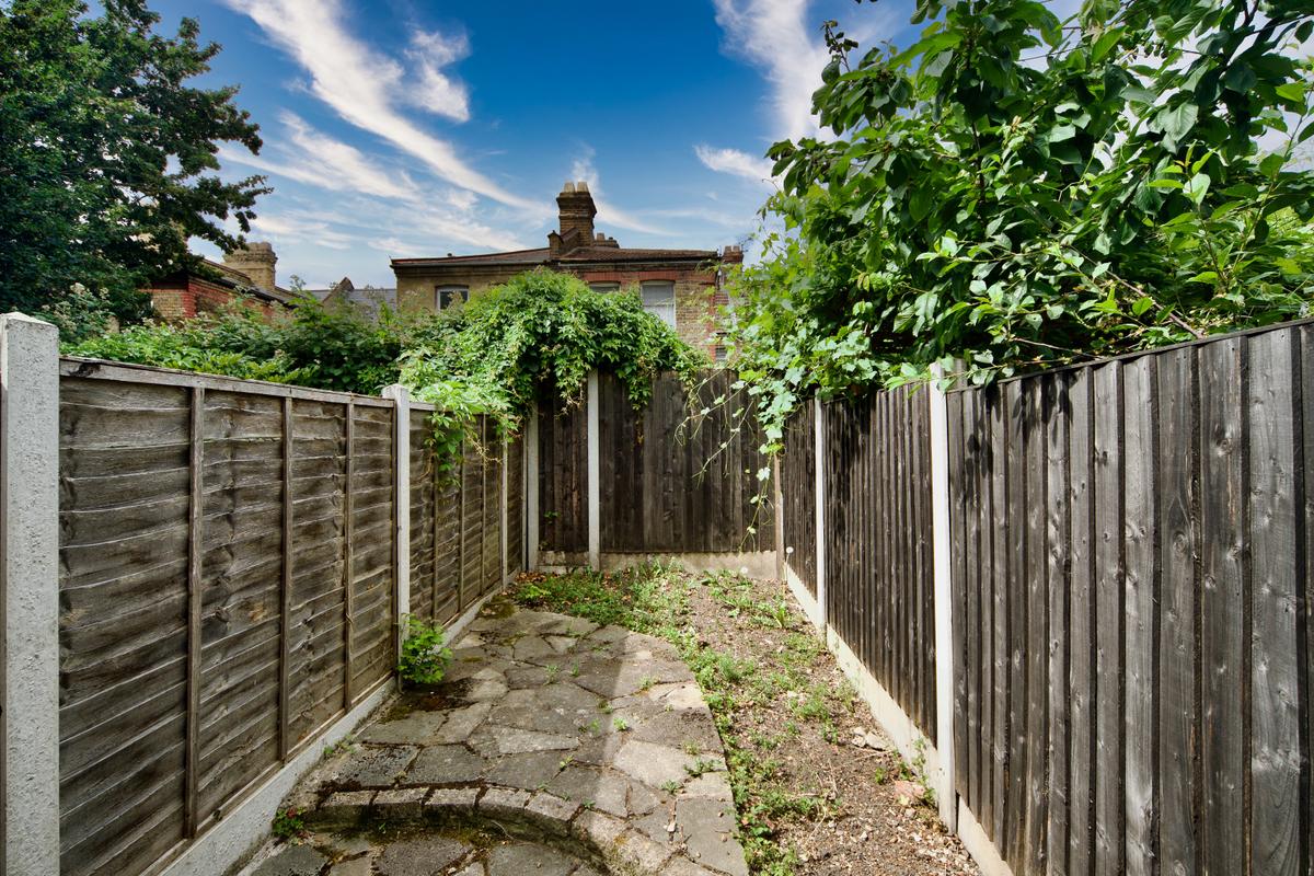 Garden - Kettlebaston Road Warner Flat