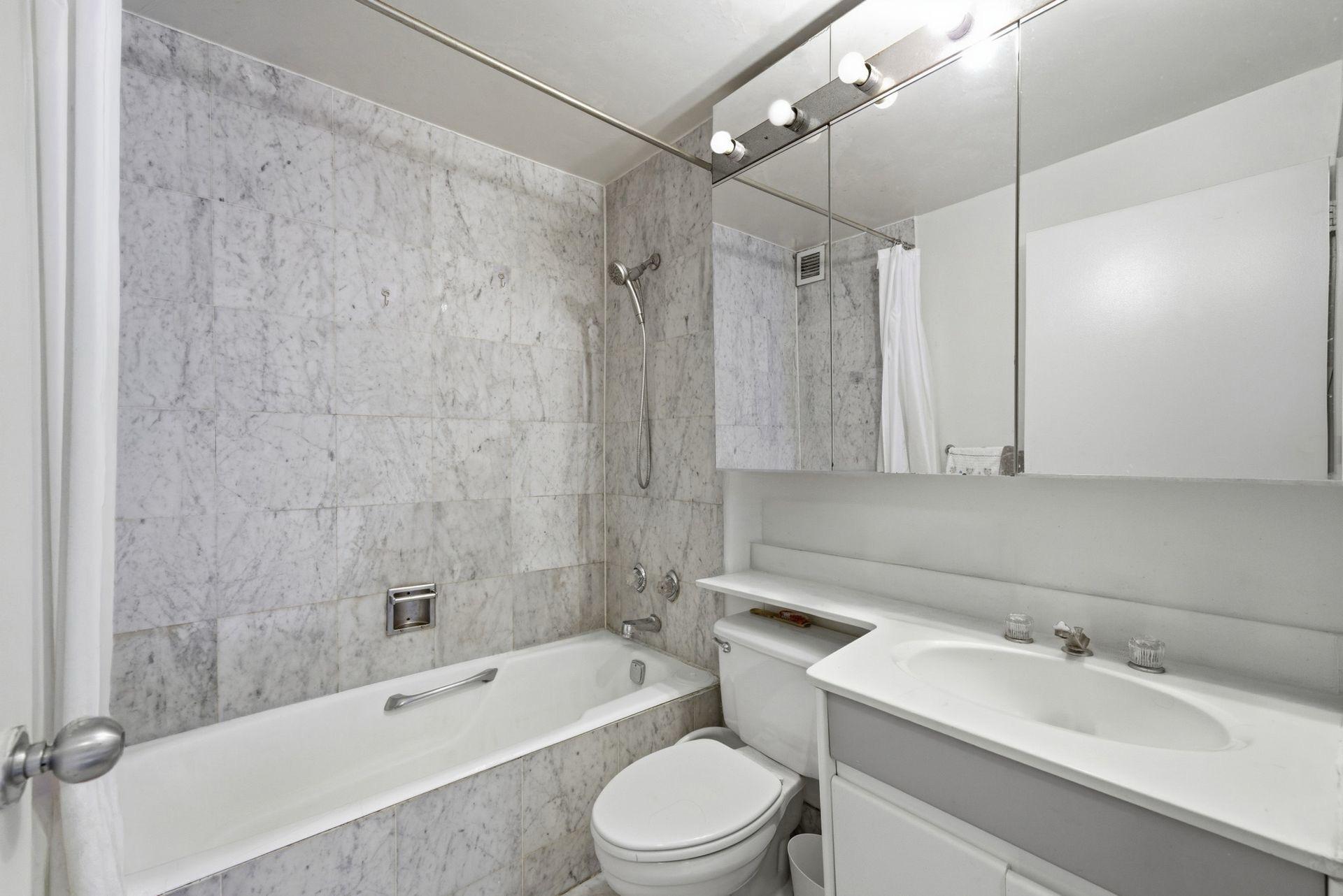 200 Rector Place Battery Park City New York NY 10280