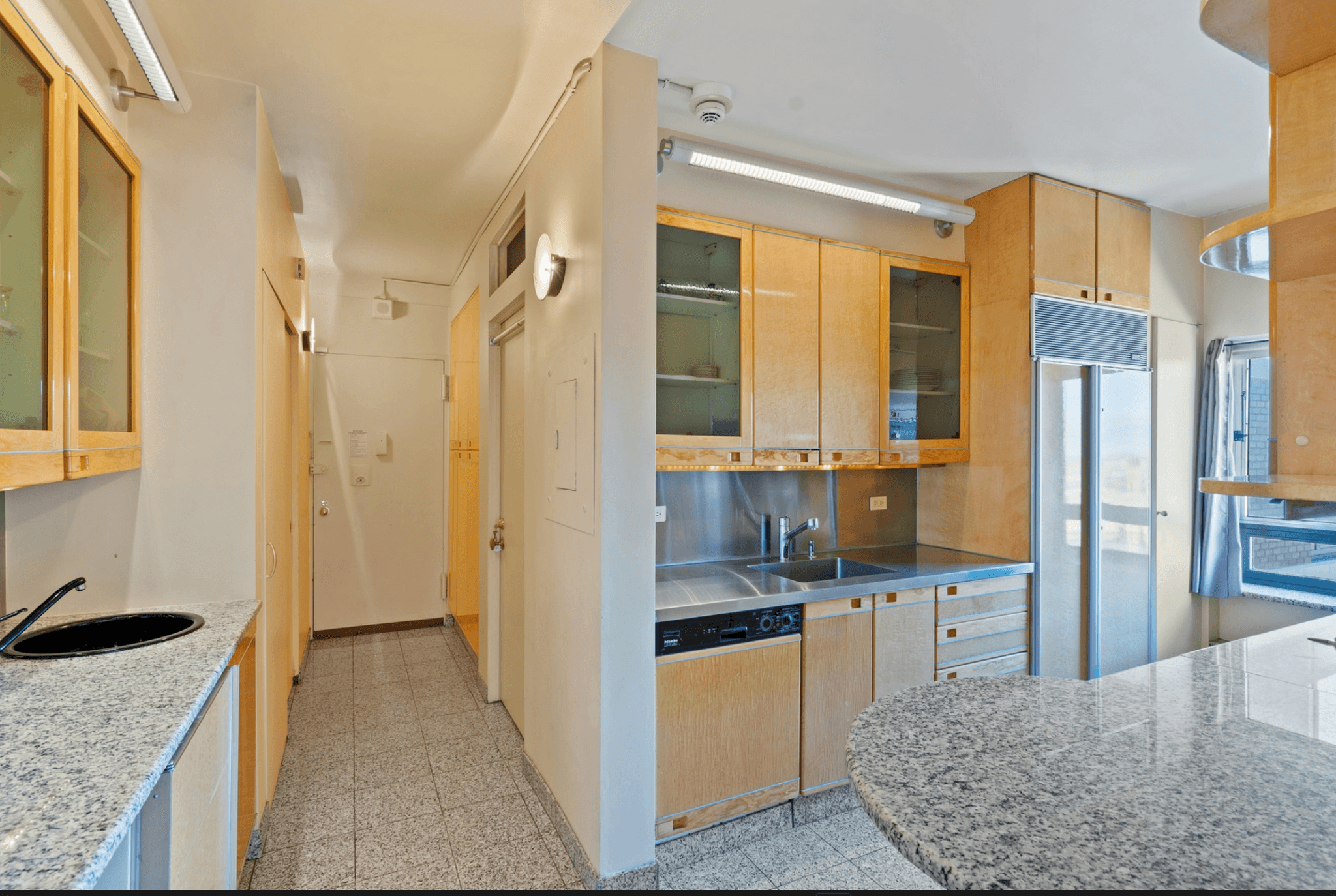 425 East 58th Street 36-H Sutton Place New York NY 10022