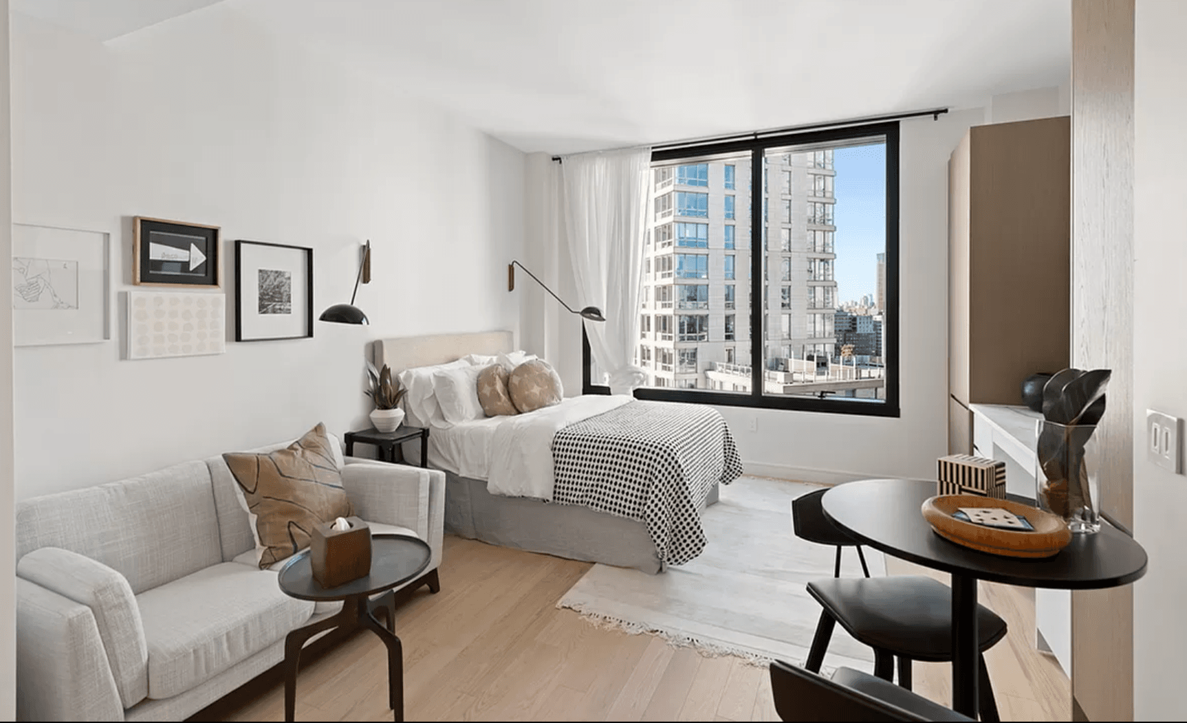 45-30 Pearson Street 19-E Court Square Queens NY 11101