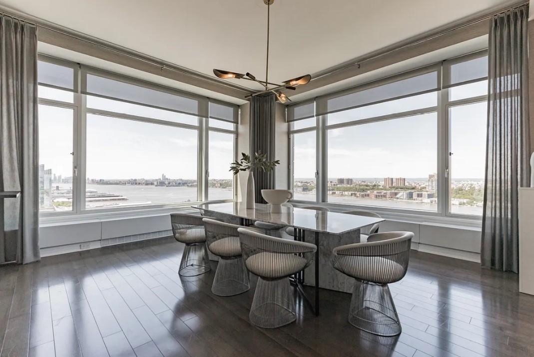 240 Riverside Blvd. PH-SUITE1 Lincoln Square New York NY 10069