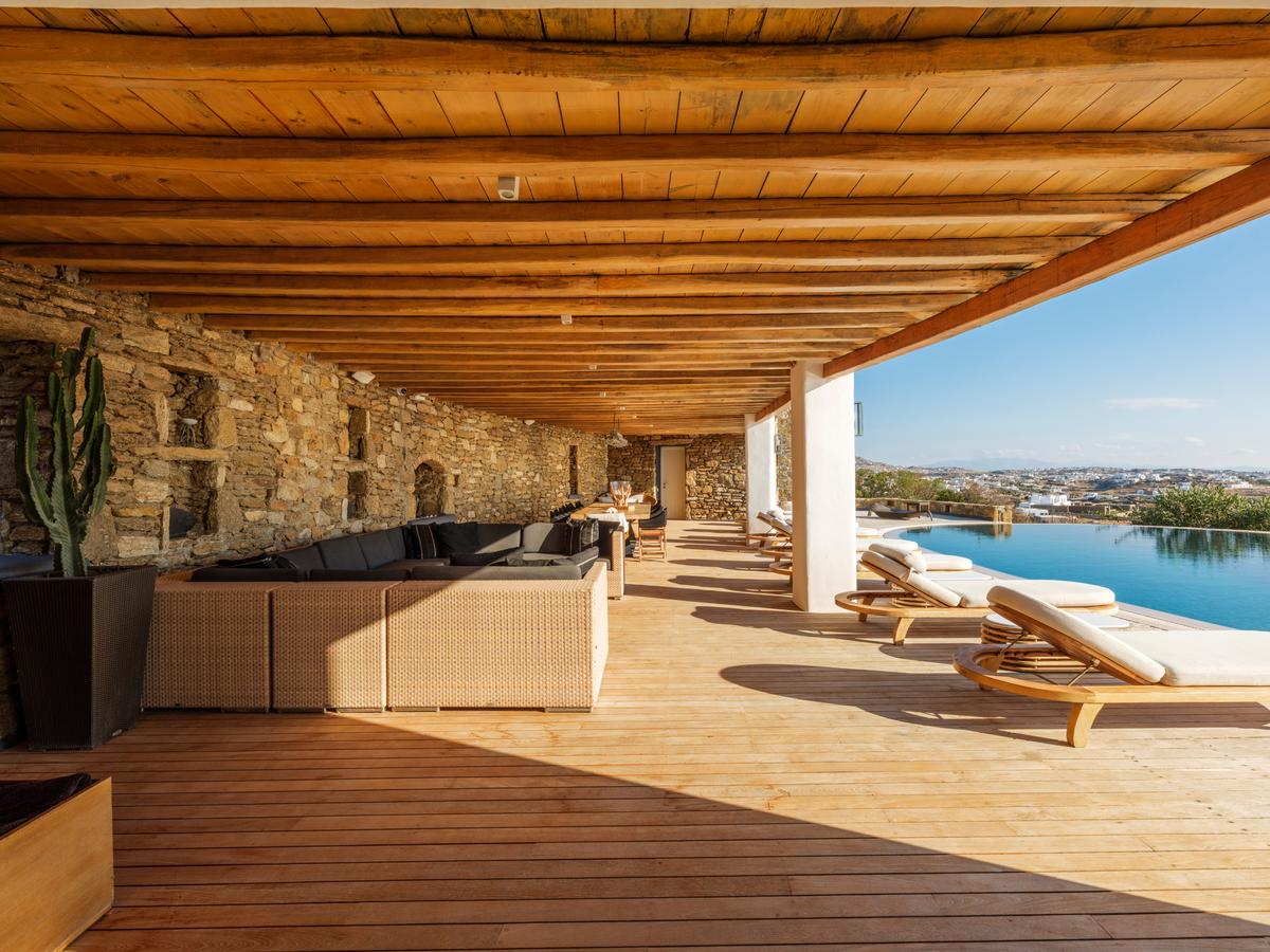 Villa Imperial to rent in Mykonos - Outdoor Lounge Area