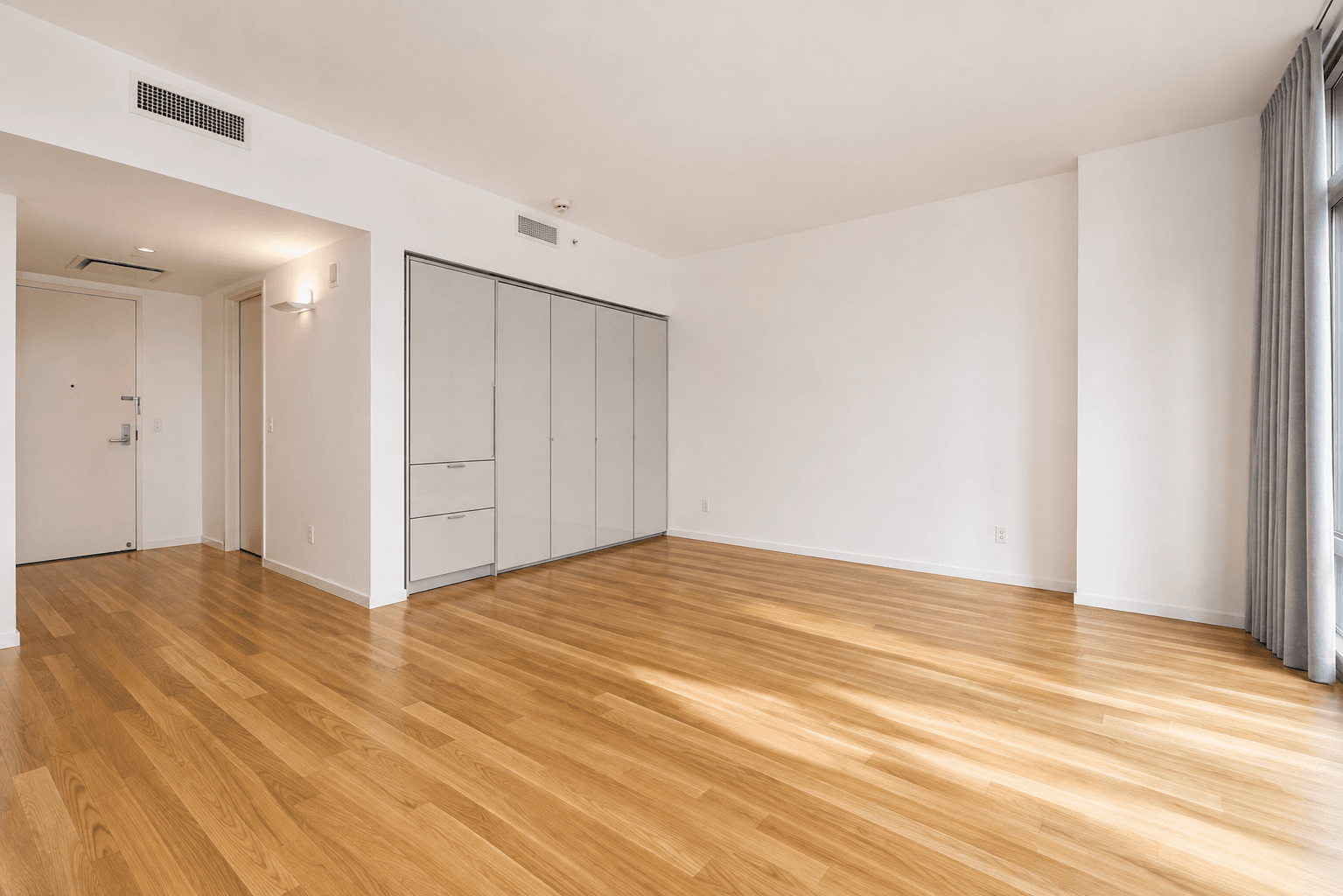 18 West 48th Street Midtown West New York NY 10036