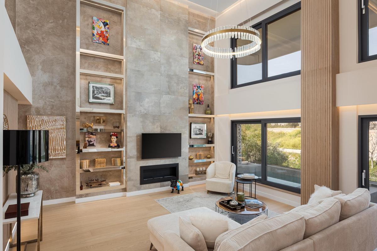Maisonette to Rent in Glyfadha, Athens - Whole Living Room