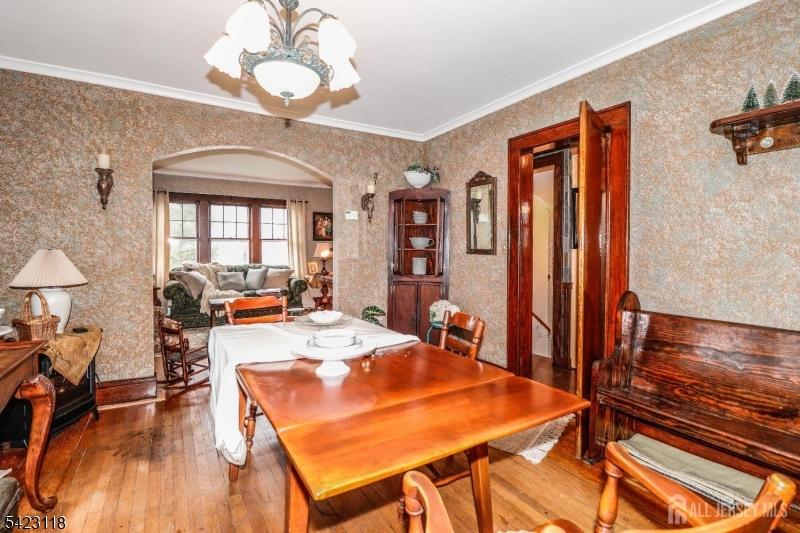 Spacious Dining Room