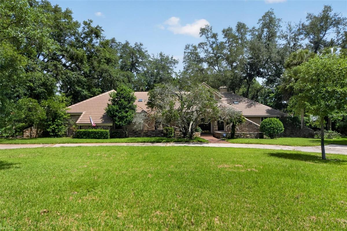 1808 Wingfield Dr