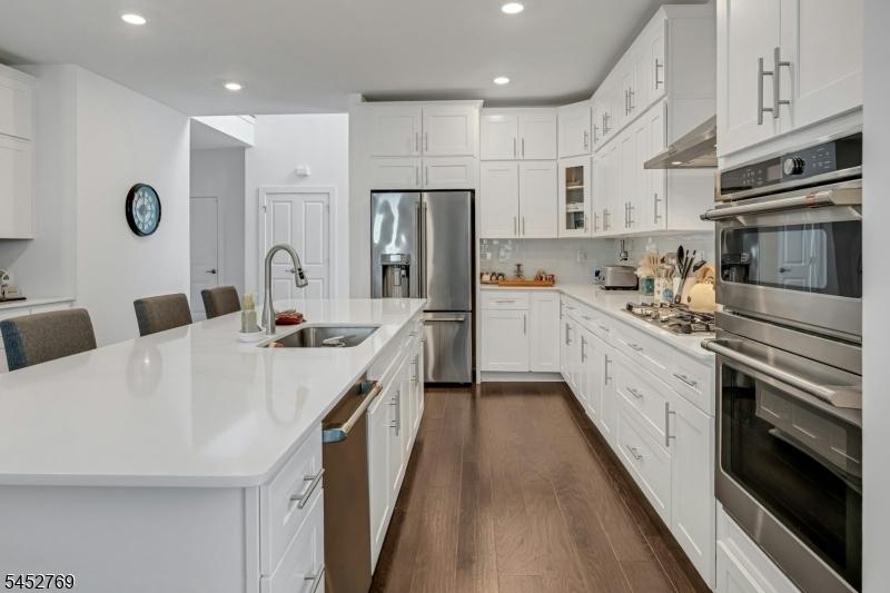 Gourmet Kitchen