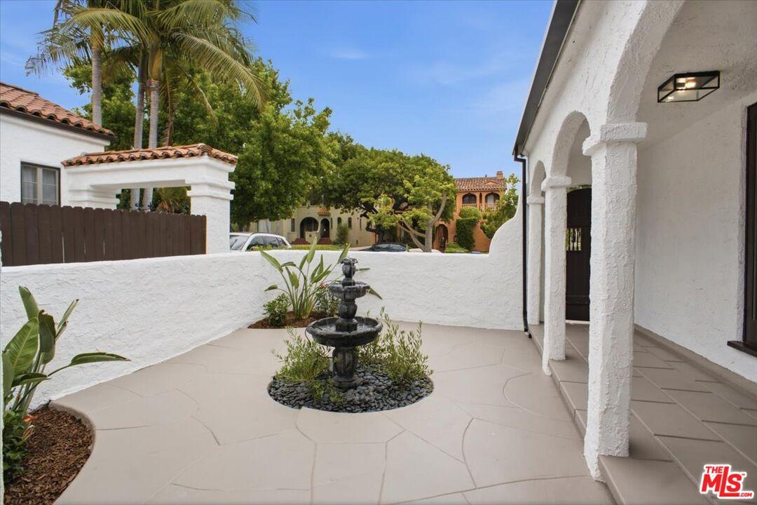 Front Entry Patio & Fountain L