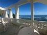 Balcón con vista al mar / Balcony with ocean view
